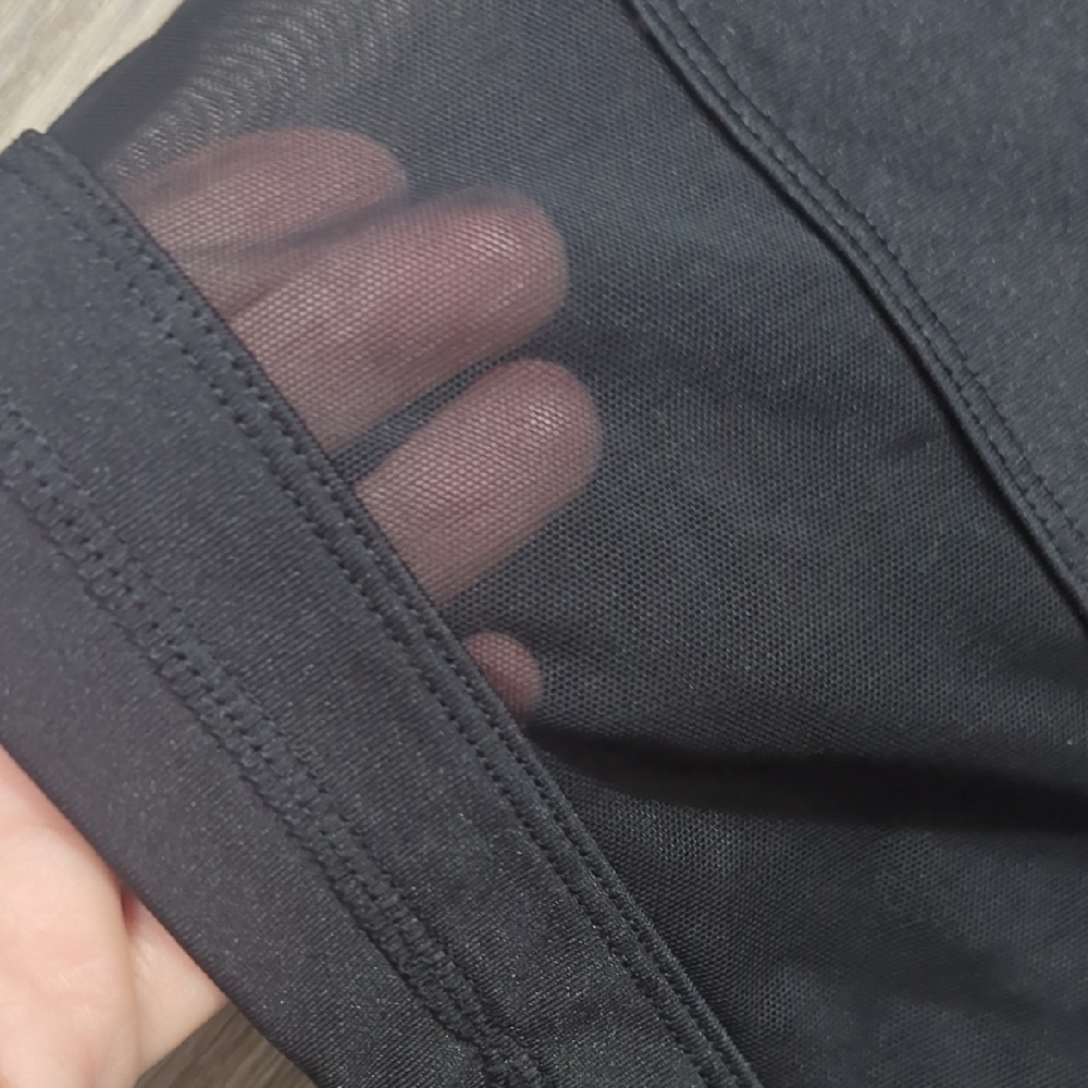 Victoria's Secret Pink Ultimate Black Women's Biker Mesh Shorts - Picture 4 of 8